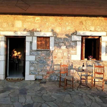 Theasea House With Garden Apartment Riglia Екстериор снимка