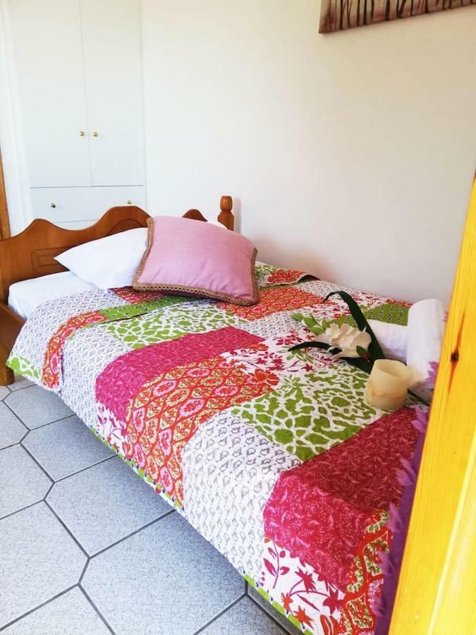Theasea House With Garden Apartment Riglia Екстериор снимка