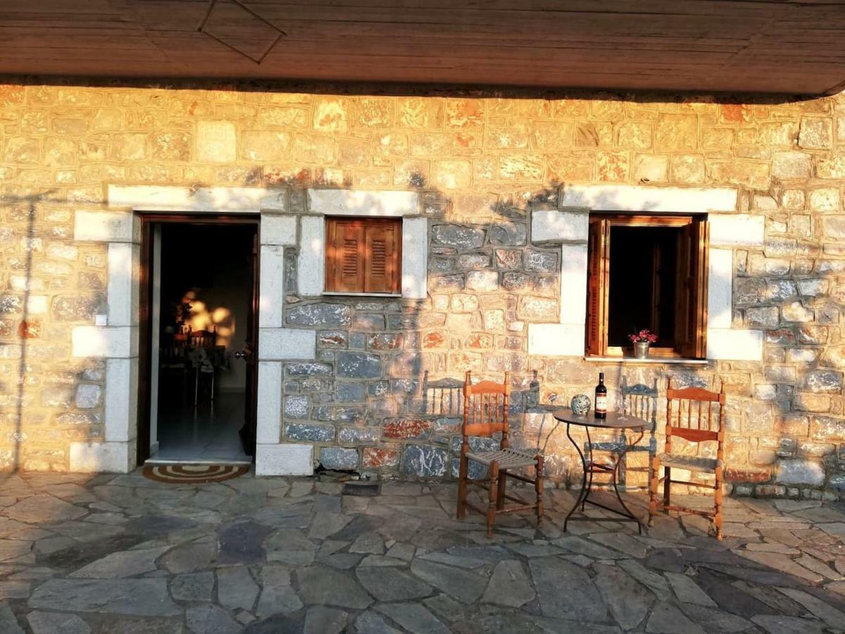 Theasea House With Garden Apartment Riglia Екстериор снимка